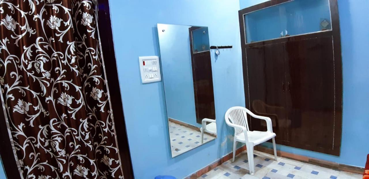 Blue Eye Backpackers Hostel Amritsar Exteriör bild
